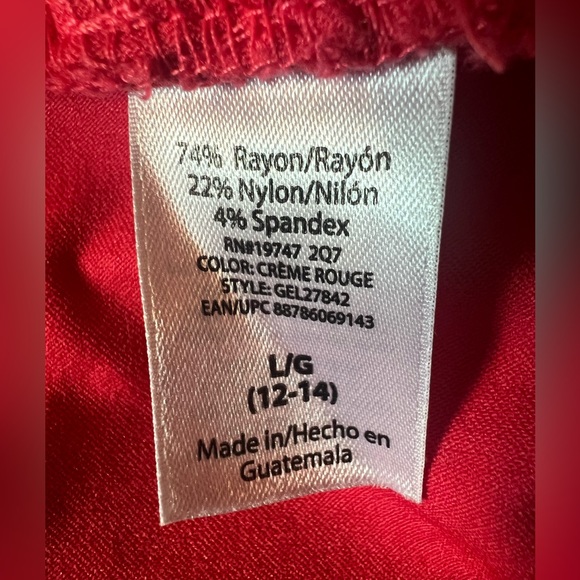 George Capri Pants, Front Pockets, Super Stretchy, Size Large (12-14) - Picture 3 of 3